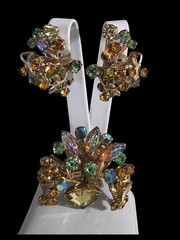 Vintage Judy Lee Goldtone Rhinstone & Clip Earrings Uranium Stones