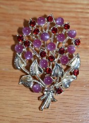VTG STAR Floral Bouquet Pin Brooch Red & Pink Rhinestones Stones Flowers Leaves
