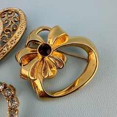 Vintage Heart Brooch Lot Gold Silver Tone Rhinestone Filigree Open Work Ribbon