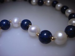 VINTAGE 14K GOLD LAPIS LAZULLI BEAD & CULTURED PEARL NECKLACE!18 1/2″ ESTATE