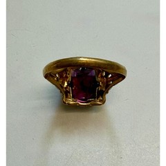 Vintage Uncas Glass Ring Gold Plated Brass Mounted w Glass Stone Filigree
