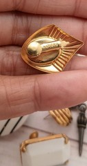 Bag Of Ladies Single Earrings. Vintage Clip On And Pierced. Many Signed Monet…