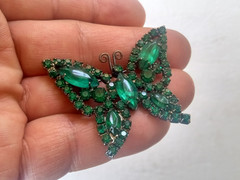 Vintage Forest Green Butterfly Brooch Navette Rhinestones Pin 2″ Unsigned Weiss?