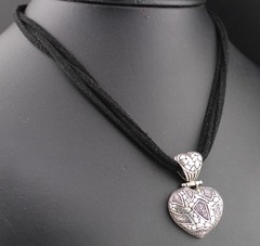 Sterling Silver Southwestern 1 5/8″💖Heart Pendant 16″ Black Leather Necklace