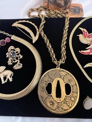 VTG Gold Tone Jewelry Lot ALL SIGNED Napier Marvella Amway AJC Carolee Whiting D
