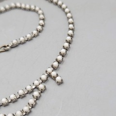 Vintage White Bead Prong Set Necklace Silver tone 15 in