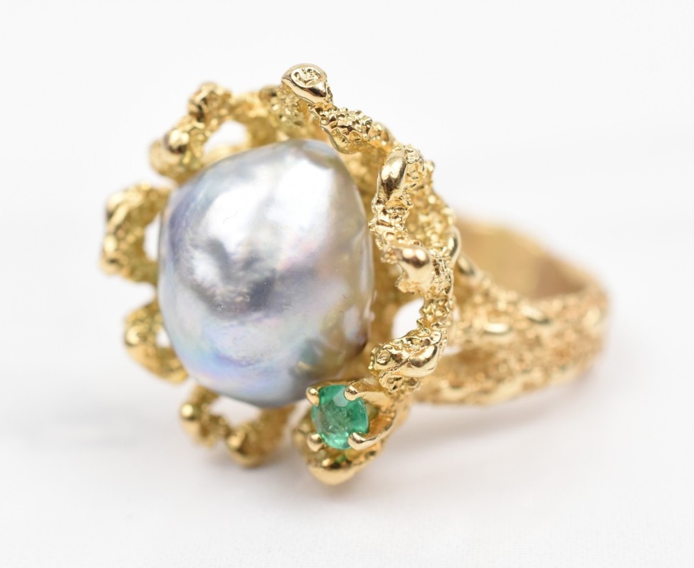 1950s 14k Gold Textured Ring Sz 8 w/Blue Baroque Pearl 10-12mm Emerald 11.4g