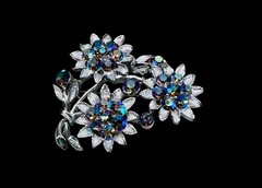 Vintage LISNER Tri Flower Aurora Borealis Blue Rhinestone Silver Tone Brooch