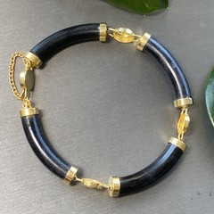 Vintage Jade Bracelet Estate Fine Jewelry Pre-Owned Black Pierced Shou 7″