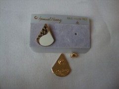 VINTAGE SAMUEL HUANG DESIGNER CLOISONNE RETRO MOD BLACK & WHITE STUD EARRINGS