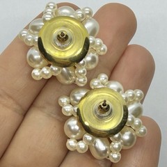 Vtg Bold Large Cream Faux Pearl Teardrop Bead Cluster Statement Earrings Post