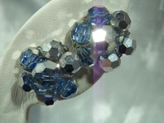 WOW Stunning Sparkling Jet Hamitet Blue Crystal Vintage 50’s Clip Earrings 595j1