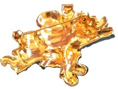 SANTA CHRISTMAS BROOCH! Holiday Figural Pin/Accessory. Adorable Nature Scene!