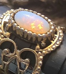 S Coventry Empress Dragon’s Breath Goldtone Faux Fire Opal Filagree Ring Sz 7.25