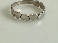 Vintage 90s Hearts Band Ring Dainty 925 Sterlling Silver Size 8 3/4