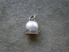 Biarritz Cow Bell Nice Tinkle Vintage Silvertone Bracelet Charm Pendant 1.2g