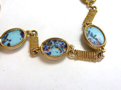 Vintage Accessocraft NYC Gold Tone Multi Color Blue Speckled Glass Necklace