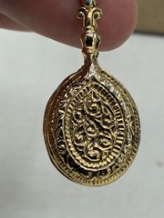 1928 Jewelry Co Signed Victorian Revival Filigree Locket Pendant Necklace 26”