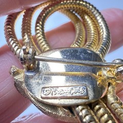 Francois Vintage Gold Tone Triple Coil Leaf Dangle Brooch Pin 4 3/4″ Signed