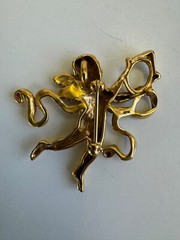 Vtg Metropolitan Museum of Art Cherub Pin 24K Gold Plated w Original Paperwork