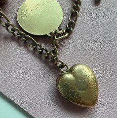 Vintage 7″ 12K GF Gold Filled Charm Bracelet 9 Charms Old Locket Fob 32g H6
