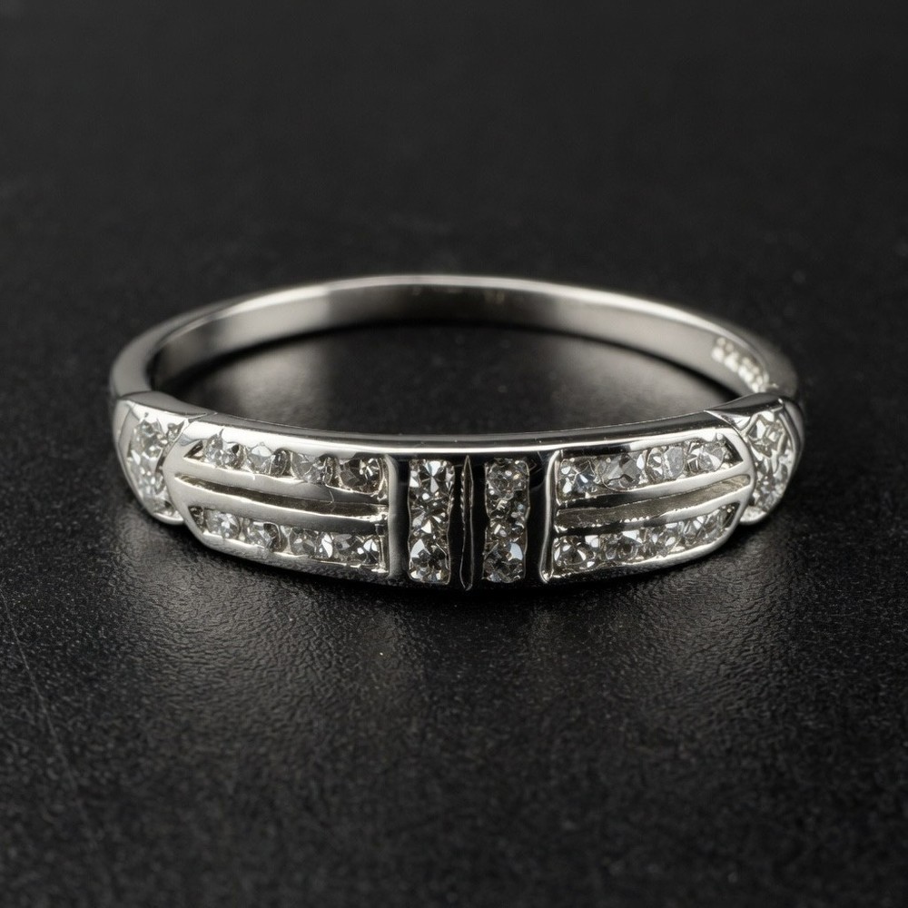 DIAMOND ART DECO BAND RING – 900 PLATINUM – 0.25 CTW – VS2 F-G – SIZE 7