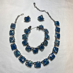 Vintage Coro Blue Confetti Thermoset Lucite 3pc Set Necklace Bracelet Earrings