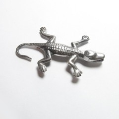 1960s Vintage Heavy Large Sterling Silver Detailed Alligator Brooch Pin