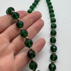 Czech Art Deco Emerald Green Faceted Glass Bead Necklace Vintage Style