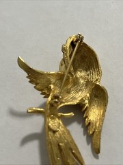 Vintage Signed Lind-Gal Parrot Brooch Gold Tone GRN Rhinestone Eyes—-(Y)