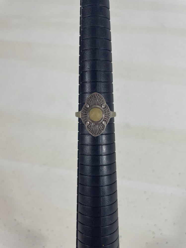 Vintage Or Antique Silver Ring With Unknown Stone 835 Silver Size 8
