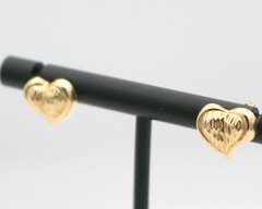 Lovely Dainty VTG Michael Anthony Ma 14K Yellow Gold Heart Stud Earrings .52g