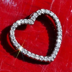 14k white gold pendant 0.09ct natural diamond open heart charm 0.66gr N2744A