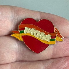 Vintage MOM Red Heart Ribbon Enamel Lapel Pin Mother’s Day Gift