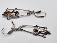 Vintage Estate Cherub Earrings Silvertone Angels On Swing Lever Back Renaissance