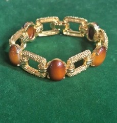Vintage SIGNED JOMAZ Faux Tortoise & Textured Gold Tone Bracelet Size 7 1/2″