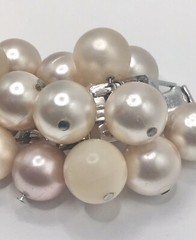 Vintage Japan Cha Cha Bracelet, Shades Creamy Beige Brown Beads