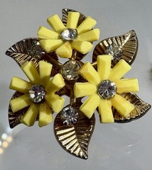 Vintage Signed Coro Yellow Thermoset Flower Bracelet & Brooch Set Rhinestone