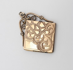 Antique 10k Victorian Square Rolled Gold Etched Filled Locket Photo Pendant Fob