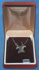 Vintage Genuine Pewter T-Shirt On A Clothesline Necklace The Medici Collection
