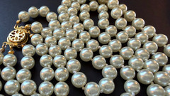 Vintage 3 Strand Faux Glass Pearl Necklace 18″ 8mm Knotted Gold Tone Slide Clasp