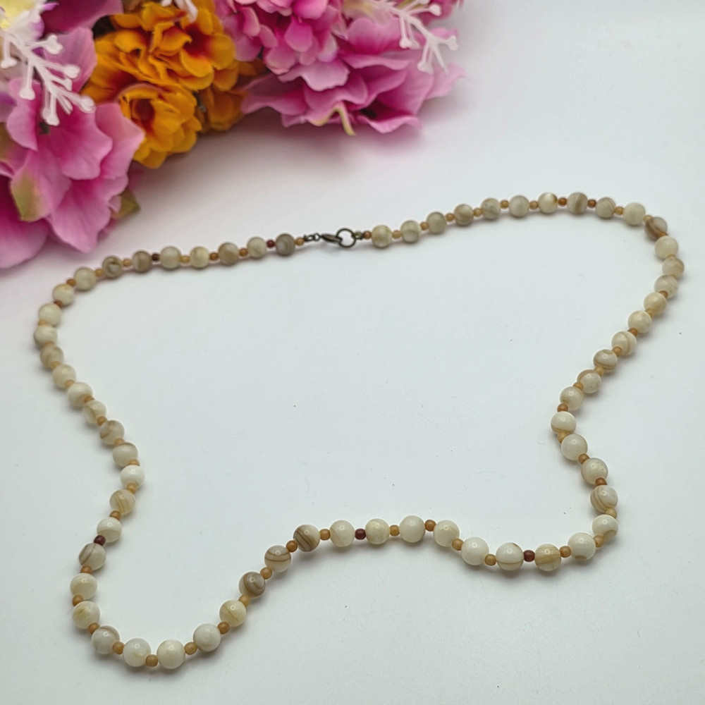 Cream Banded Agate Beaded Necklace 24 In Natural Stone 6.7mm Minimalist