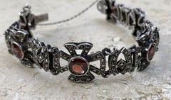 💥❤️✨VINTAGE 925 STERLING SILVER GARNET & MARCASITE MALTESE CROSS BRACELET ✨❤️💥