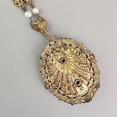 Vintage Victorian Revival Lady Cameo Portrait Necklace Western Germany Gold Tone