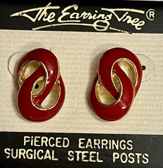 Lot 3 Pieces Vintage Estate Jewelry 2 Necklaces & New Old Stock Earrings