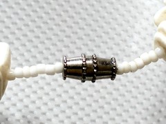 Vintage White Hawaiian Shell Chip 18” Unisex Necklace with Spring Ring Clasp