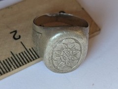 Vintage men’s signet ring sterling silver 925 Size 8.5 Weight 4.55 g.