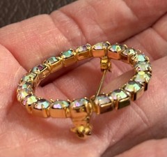 AB Aurora Borealis Clear Rhinestones Circle Pin Vtg Gold Tone Approx 1.5 Inches