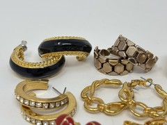 Vintage 80s 90s Bold Estate Mixed Costume Earring Lot (10) Gold Tone Enamel