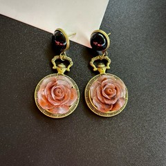 Vintage French Court Style Rose Earrings For Women 3D Resin Floral Stud Jewelry